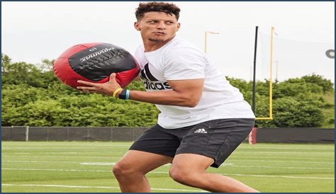 Patrick Mahomes Teeth Before And After: Has He Used Braces?