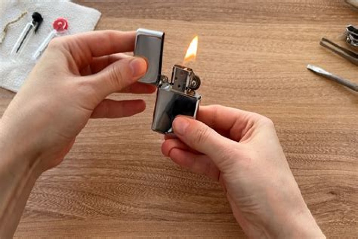 How to fill a zippo lighter How to fill a zippo lighter